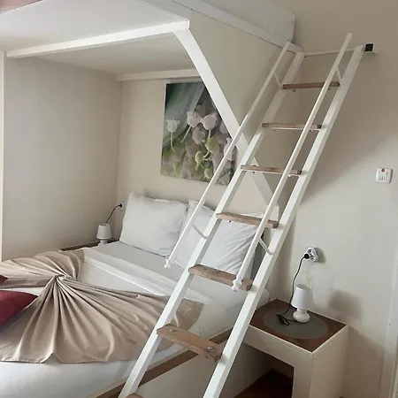 & Infinity غييكا