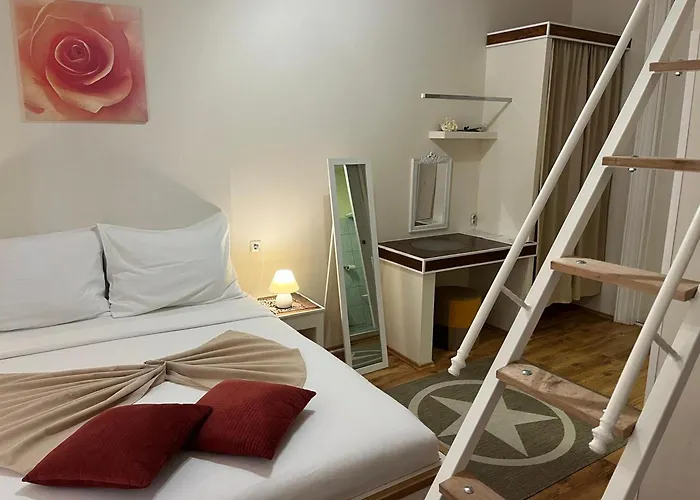 & Infinity Apartment *